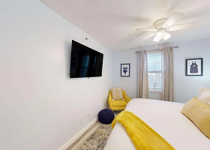 3rd-floor Beachfront With Pool Sauna Gym Hot Tub Gulf Views Balcony